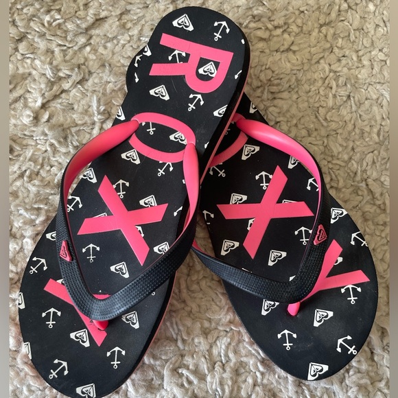 ☀️Roxy Sandals 🩴- Size 7 - Picture 2 of 5